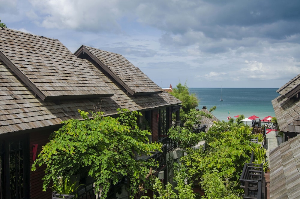 KIRIKAYAN BOUTIQUE RESORT 68/72