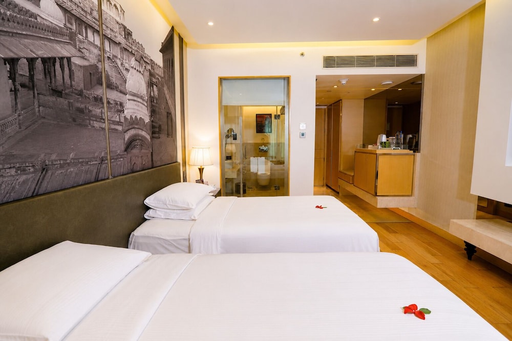 Pride Plaza Hotel, Aerocity, New Delhi 14/48