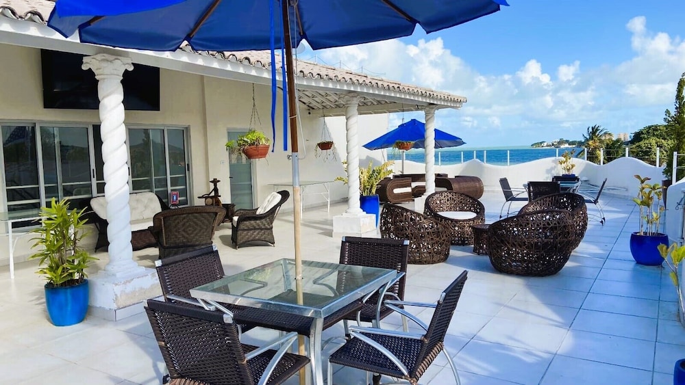 Maria Farinha Praia Hotel 37/55