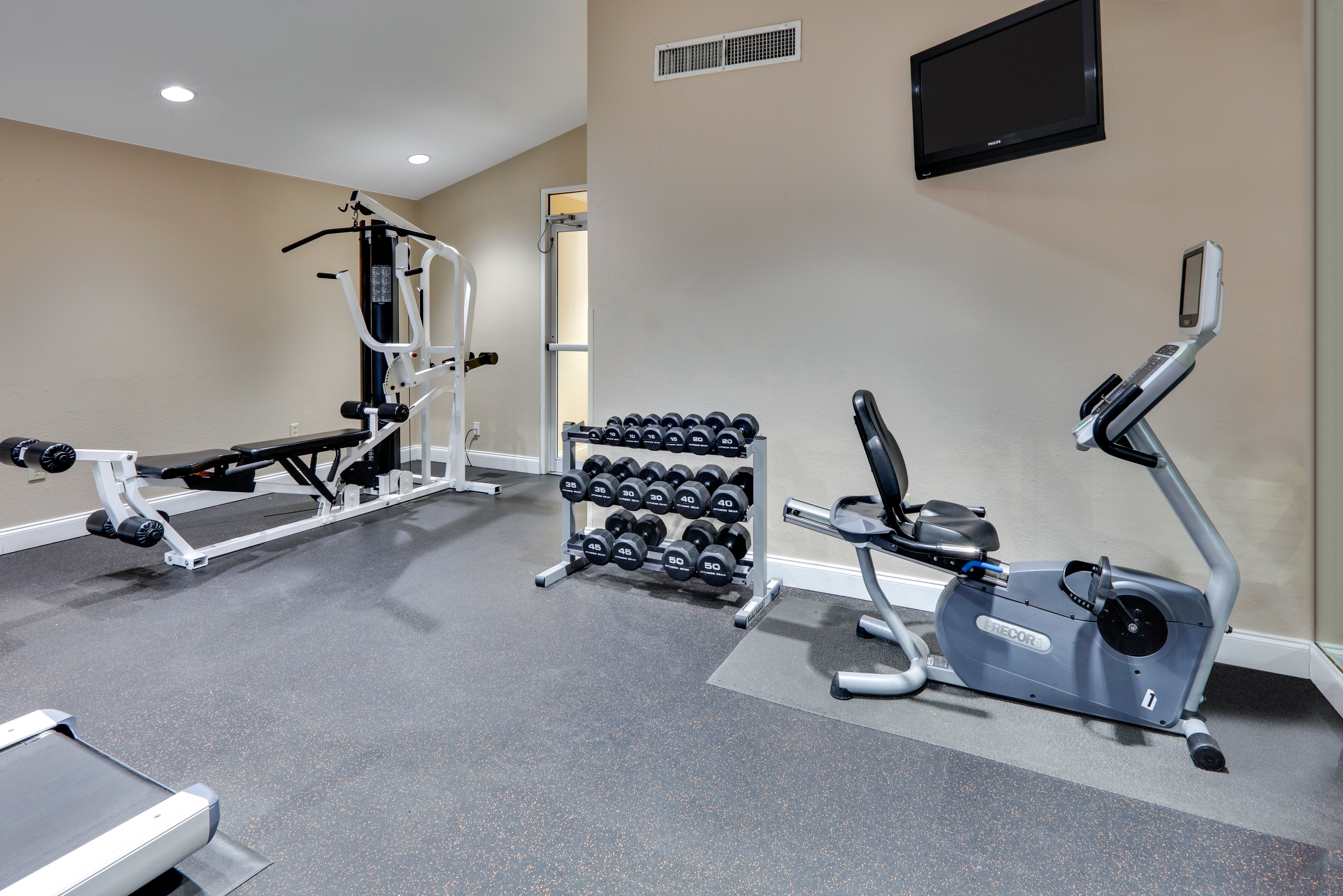 Candlewood Suites Dallas Market Cntr-Love Field 11/22