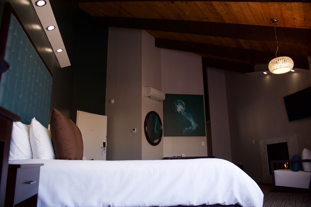MUNRAS INN 24/58