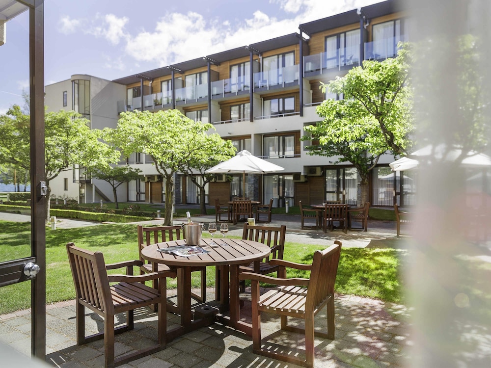 NOVOTEL QUEENSTOWN LAKESIDE 35/50