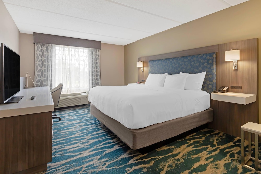 Standard, King Bed, Accessible