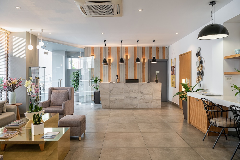 Elia Agia Marina Hotel 14/77