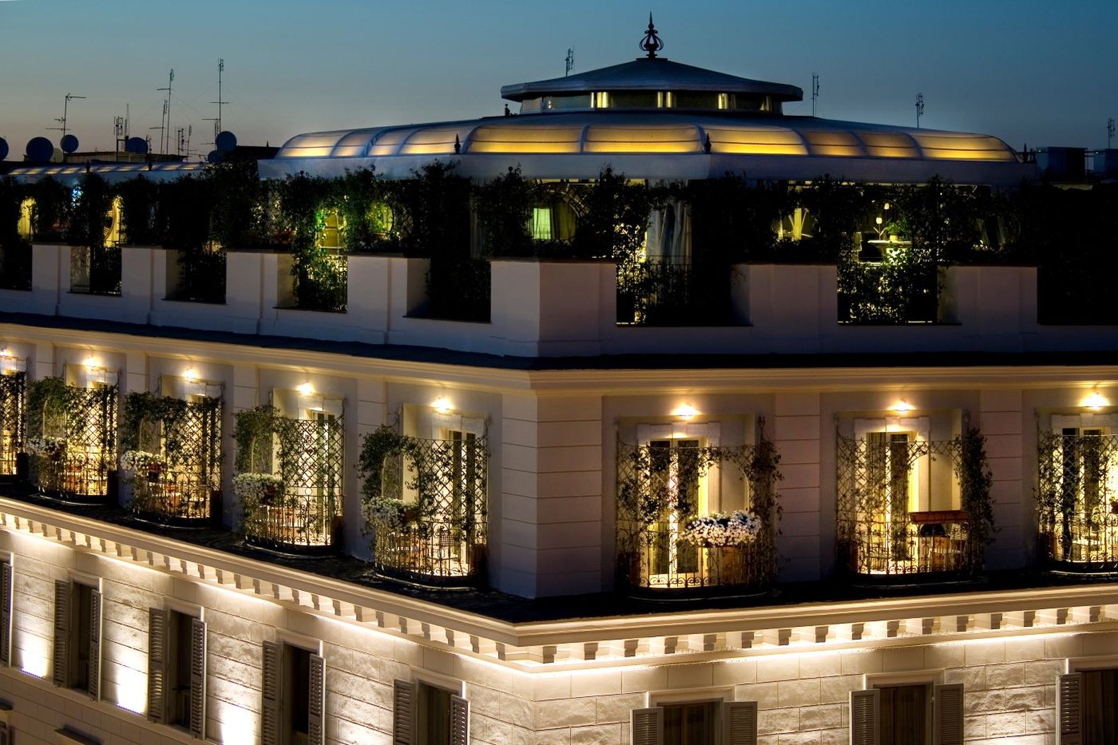 Isa Hotel 1/58