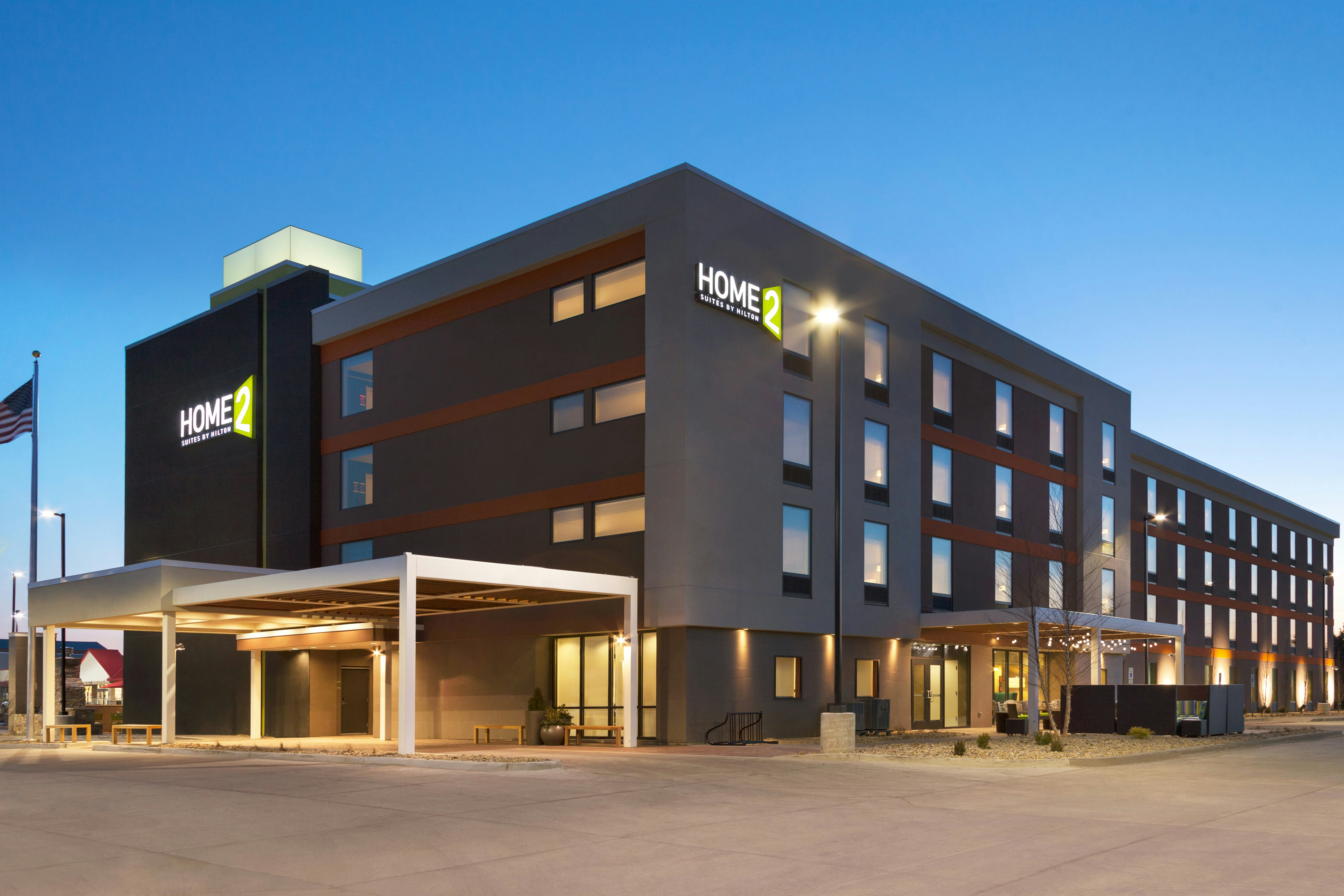 Home2 Suites By Hilton Champaign / Urbana Il — photo 3