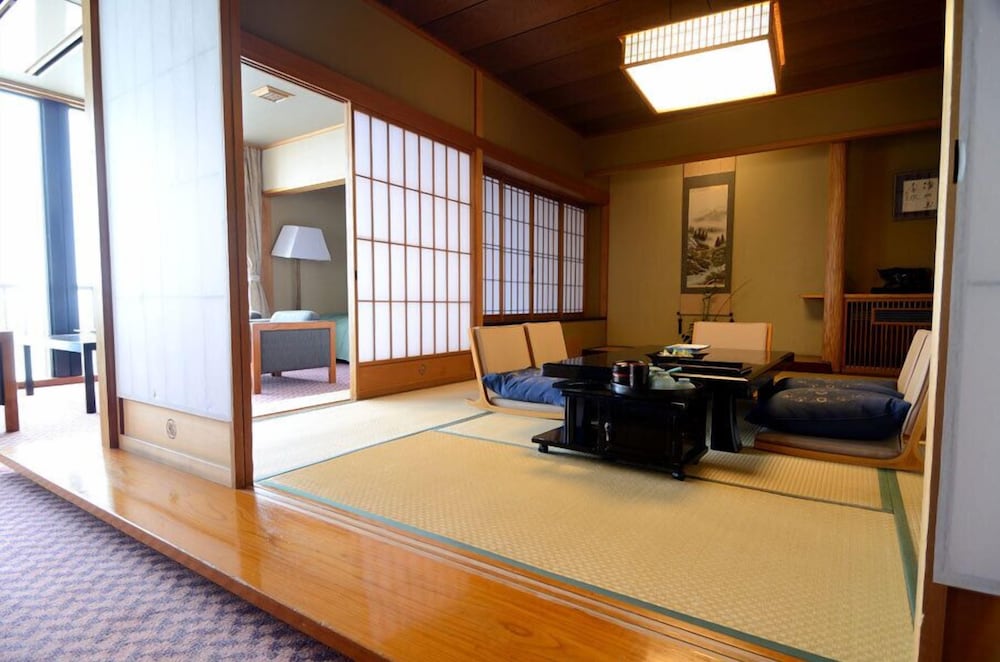 Inatori Tokai Hotel Yuen 45/72