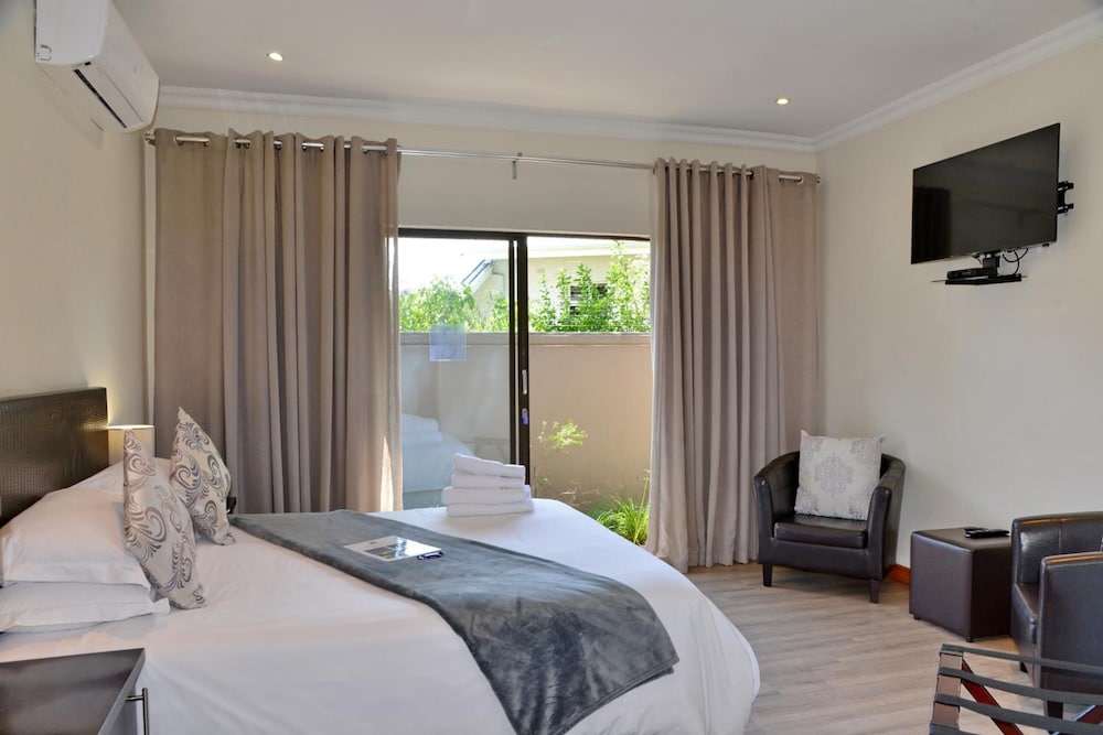 Sand River Guest House 13/50