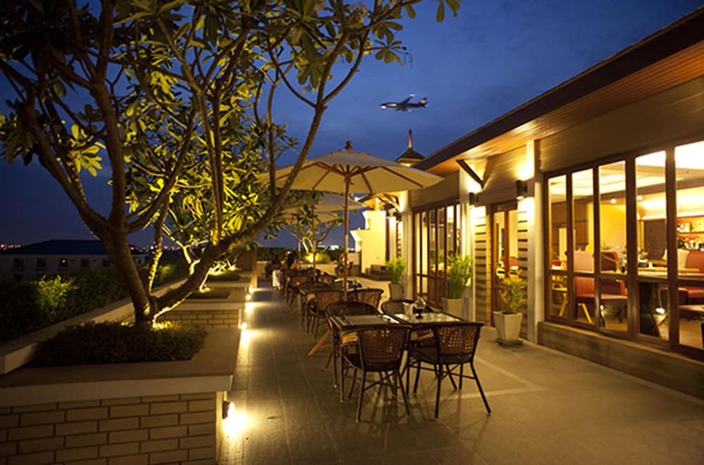 Suvarnabhumi Suite 61/66