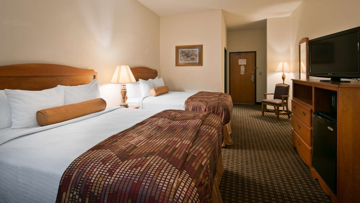 Upstairs, 2 Queen Beds