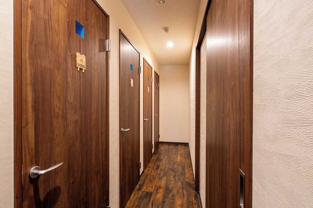 Guest House Ouka - Hostel 67/71