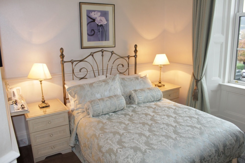 Highfield Guest House 24/50