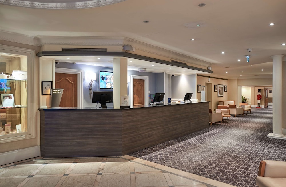 DoubleTree by Hilton St Anne's Manor 7/75