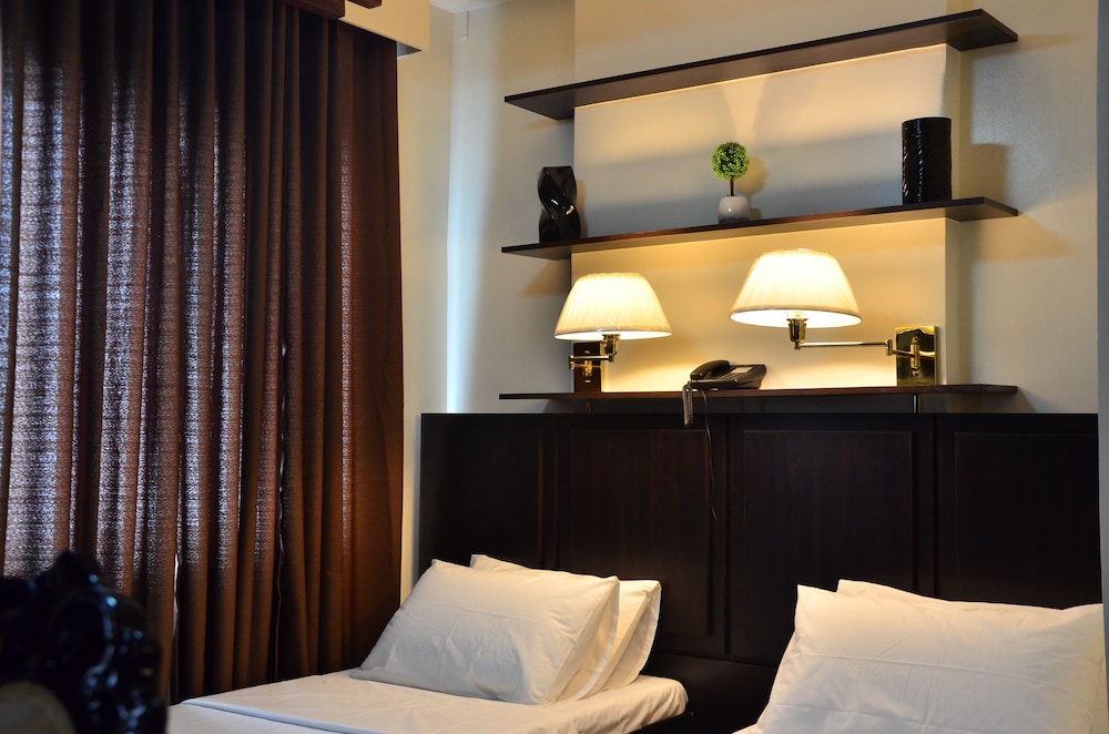 Oriental Zen Suites 18/50