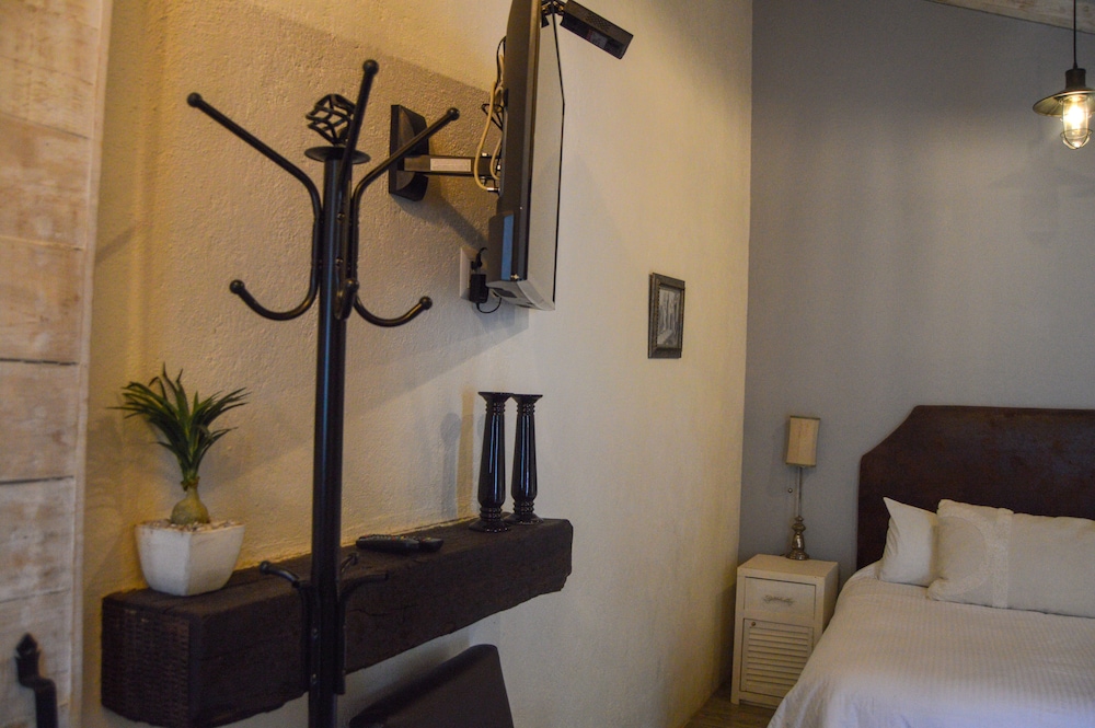 Hotel de Piedra 28/70