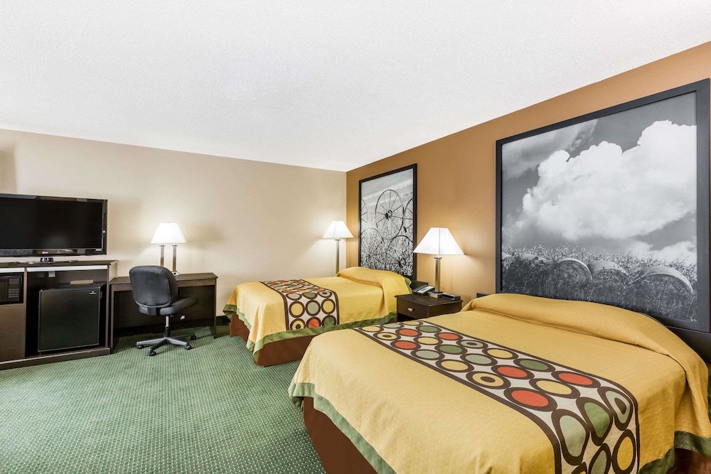 Super 8 by Wyndham Jefferson 20/42