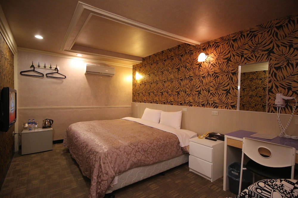 XIMEN HOTEL 39/70