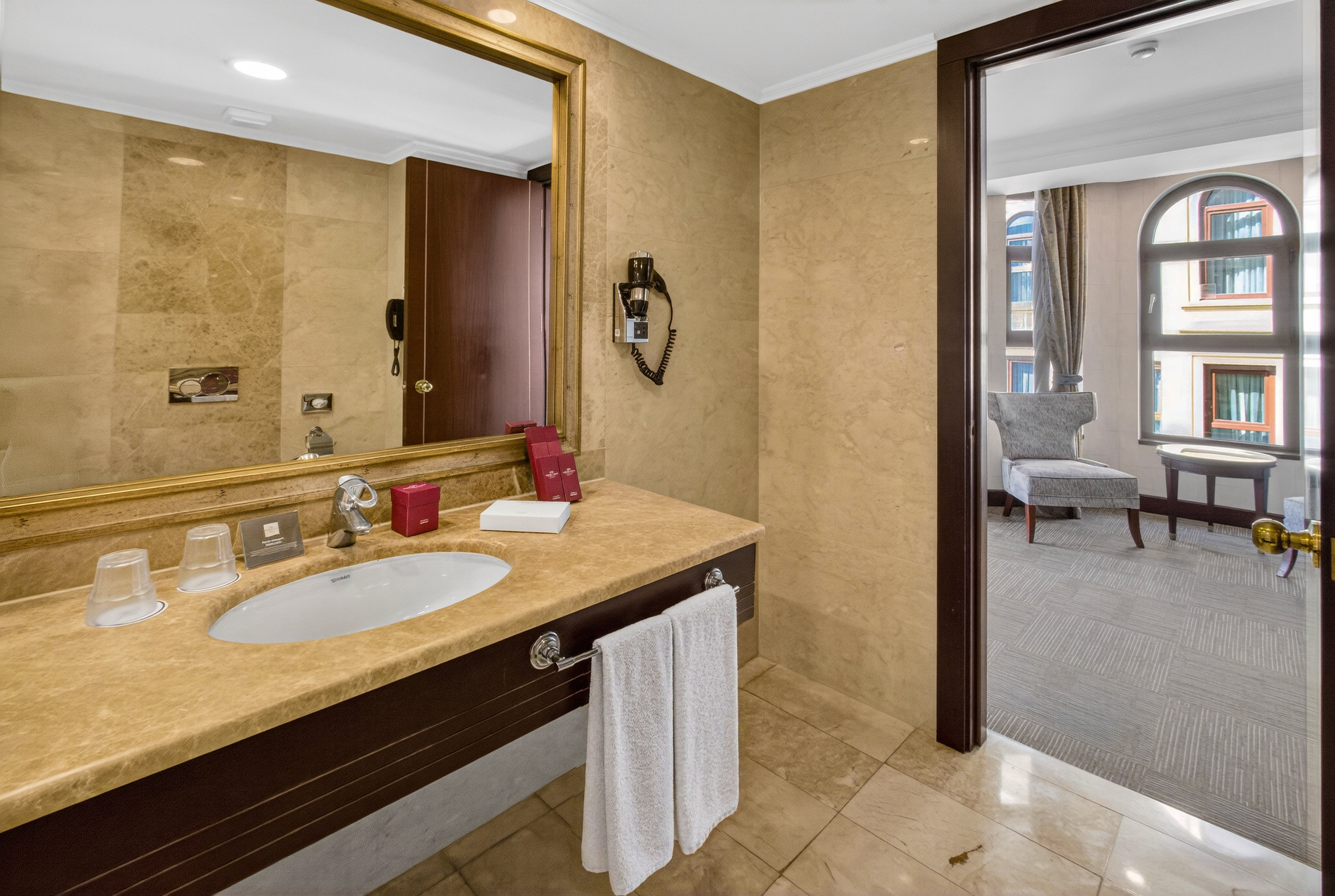 Executive Suite-