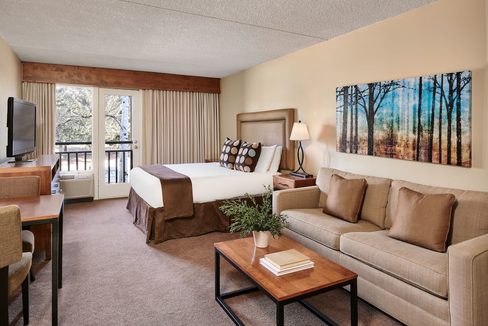 Inn At Aspen 21/36