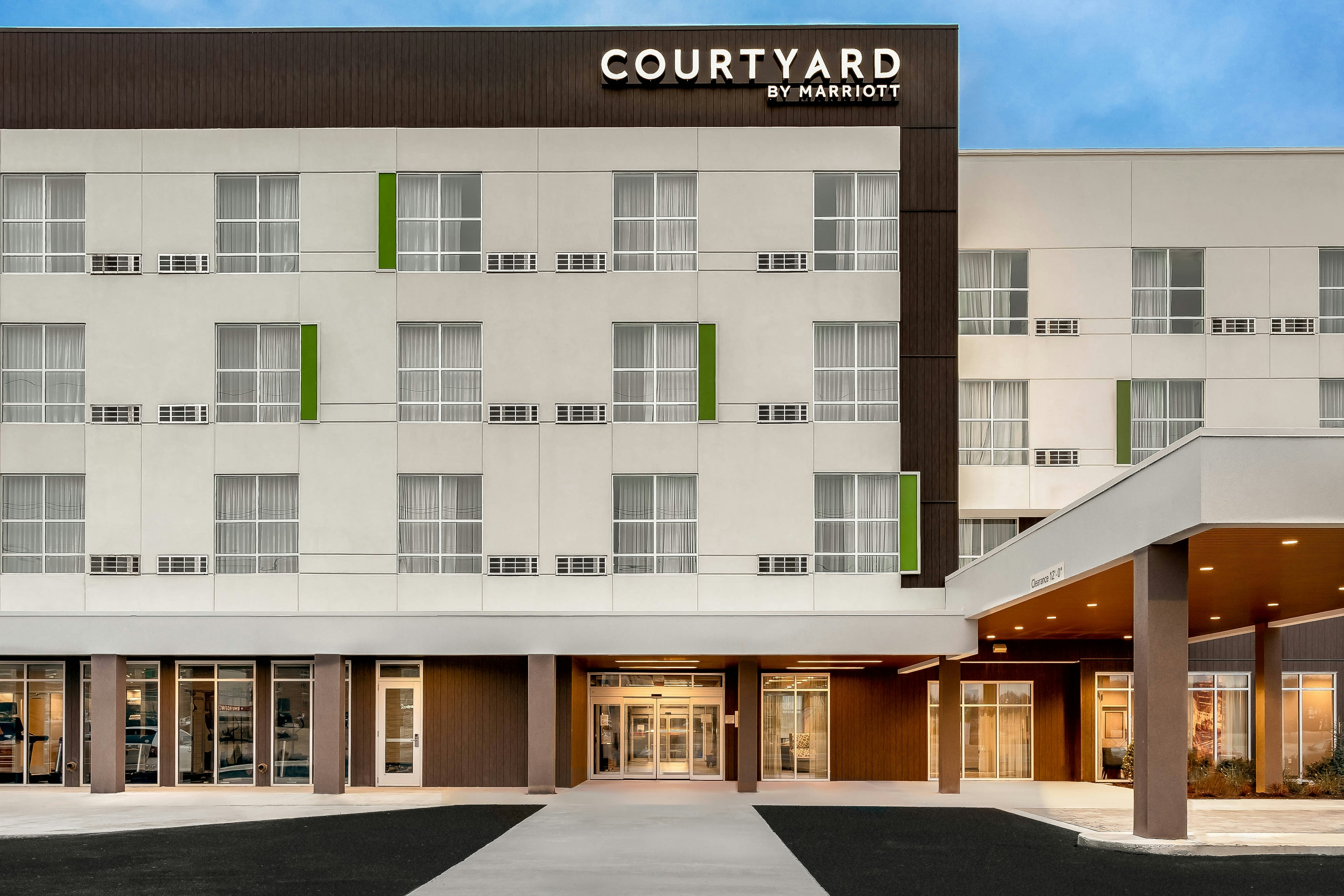 Courtyard By Marriott Jonesboro 2/37
