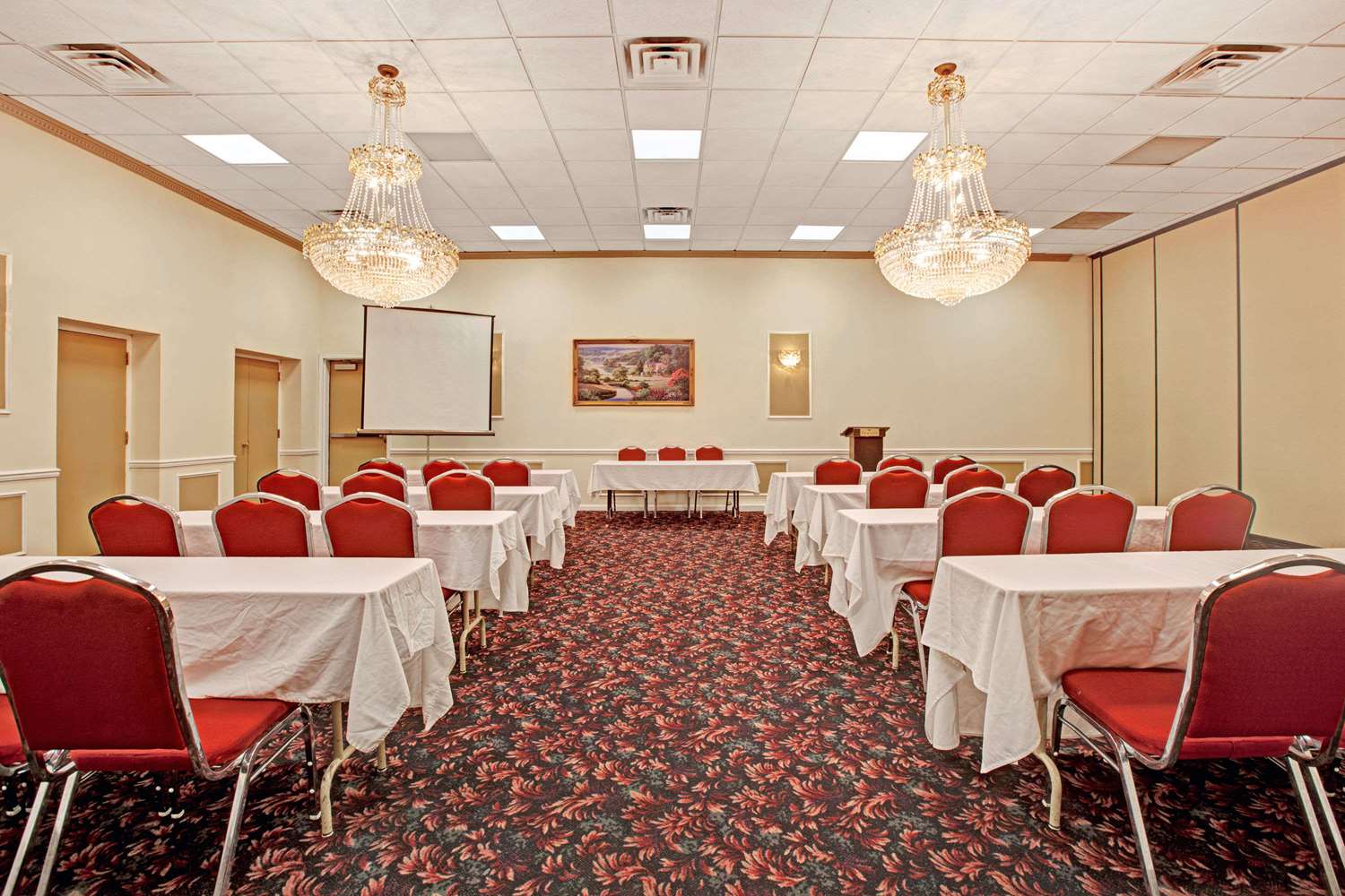 Ramada by Wyndham Flemington 30/38