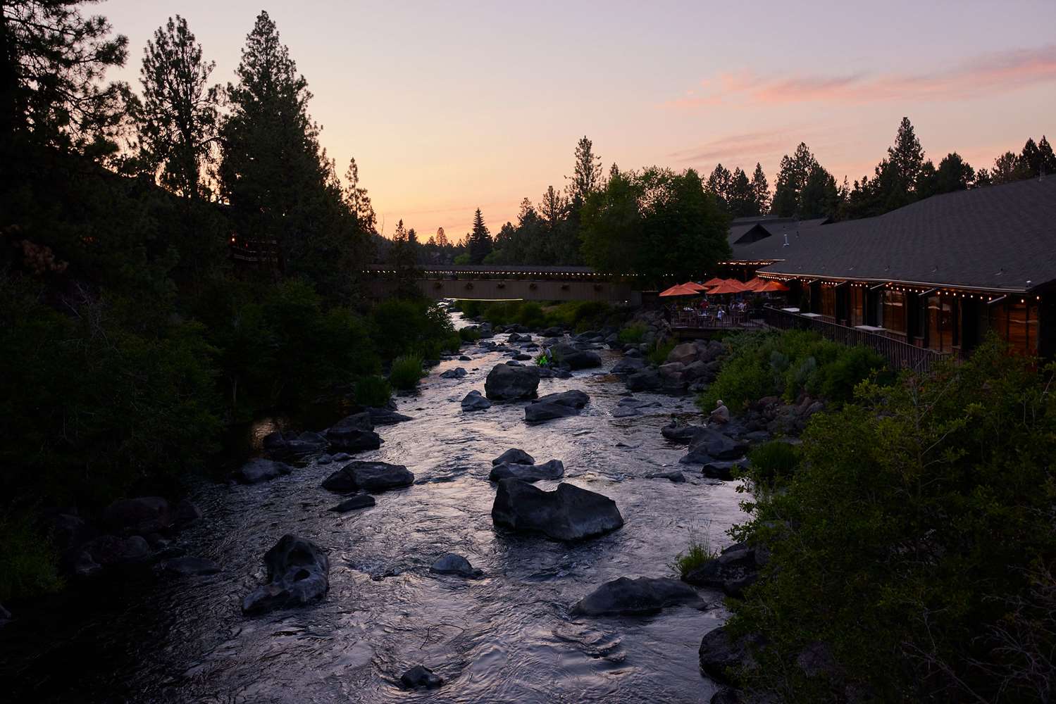 Riverhouse Lodge 17/18