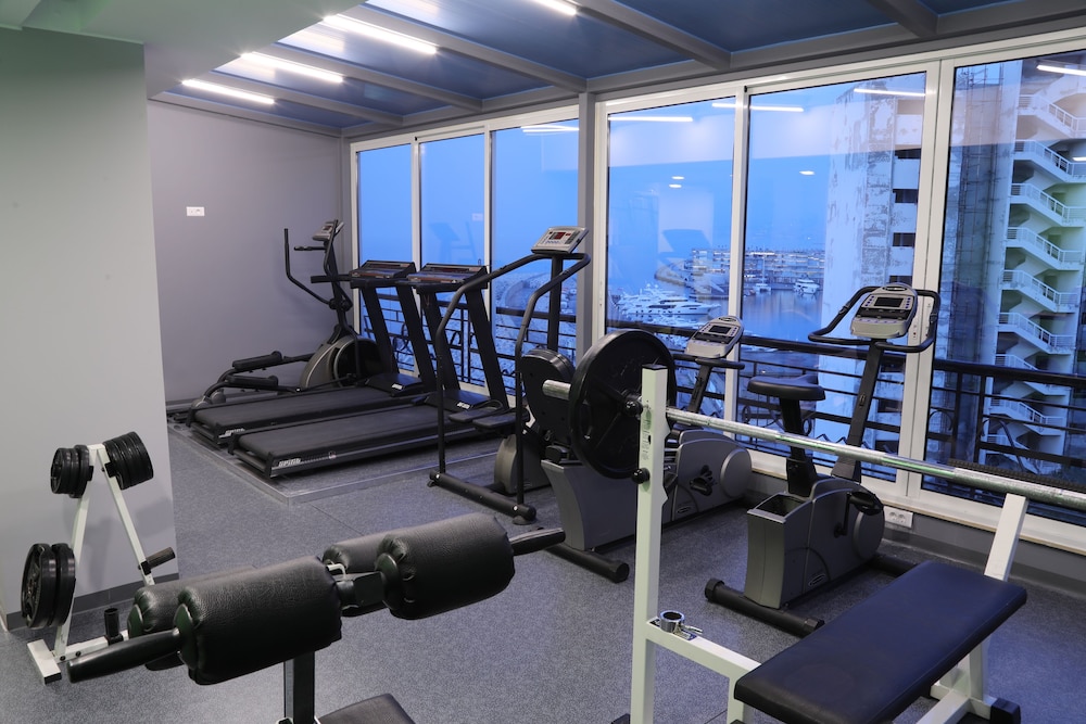 Warwick Palm Beach Hotel Beirut 24/50