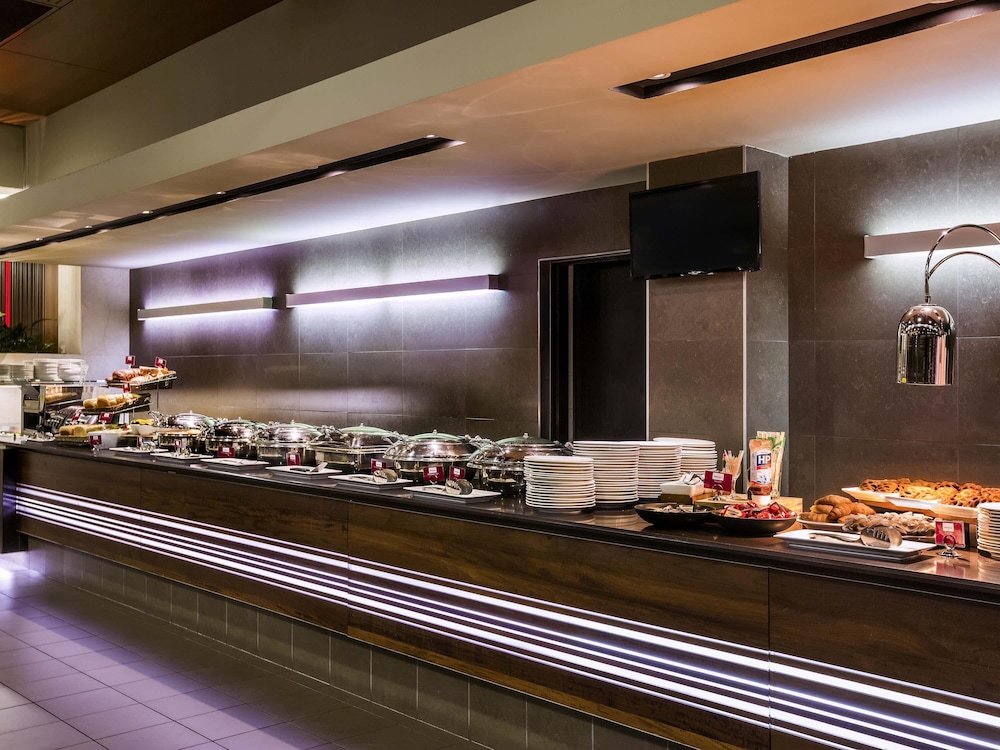 Mercure Sydney Liverpool 7/48