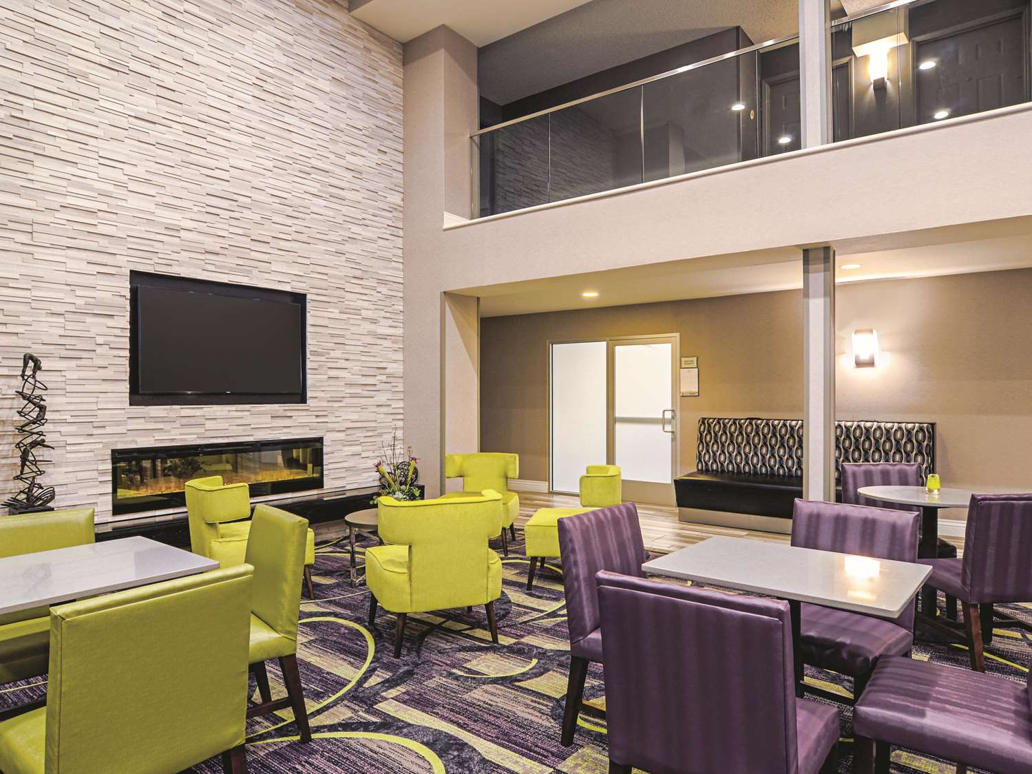La Quinta Inn & Suites by Wyndham Denver Airport DIA 37/43