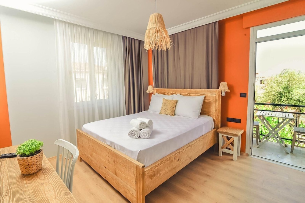 Gerence Otel 14/50