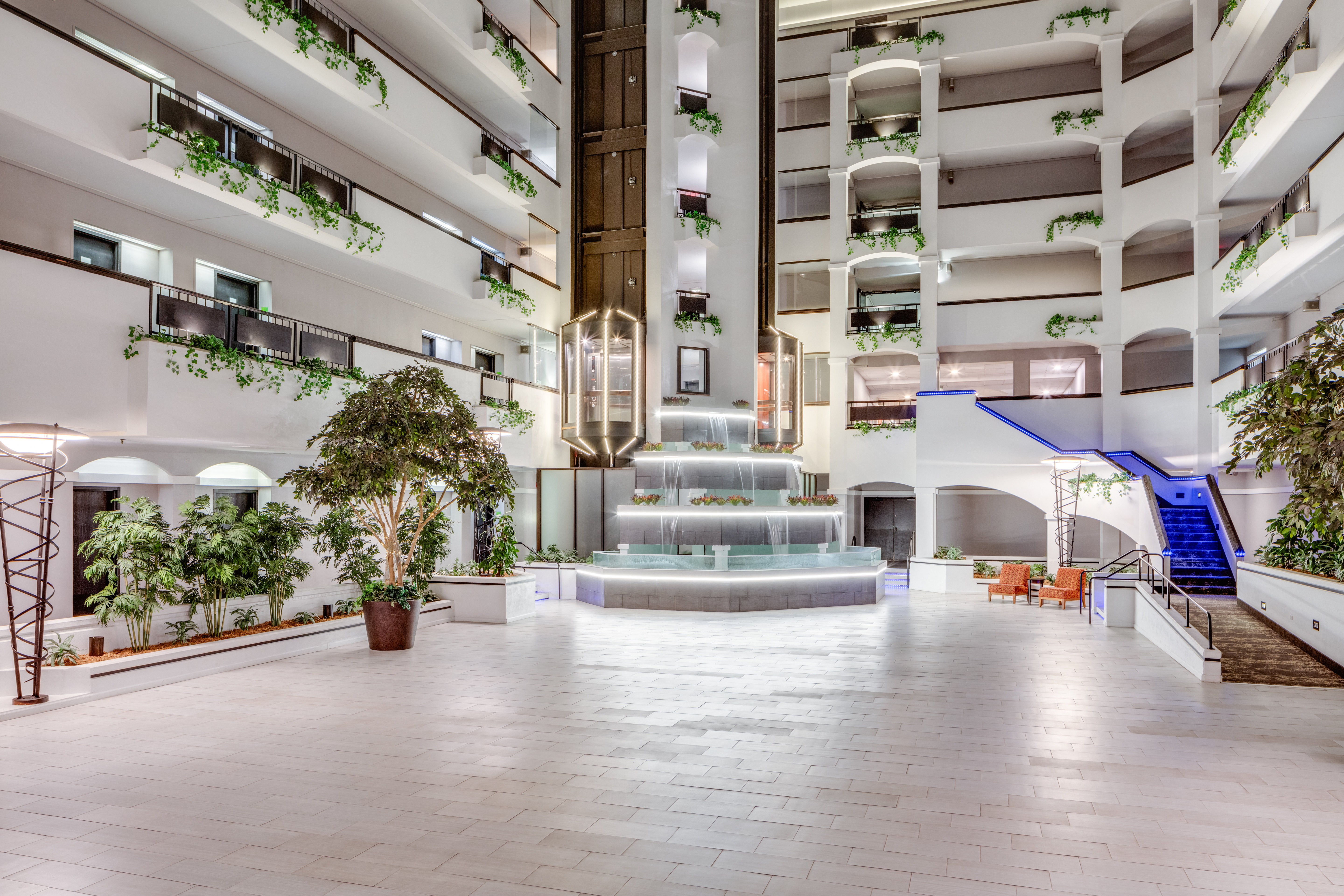 Holiday Inn Hotel And Suites Springfield I 44 72/77