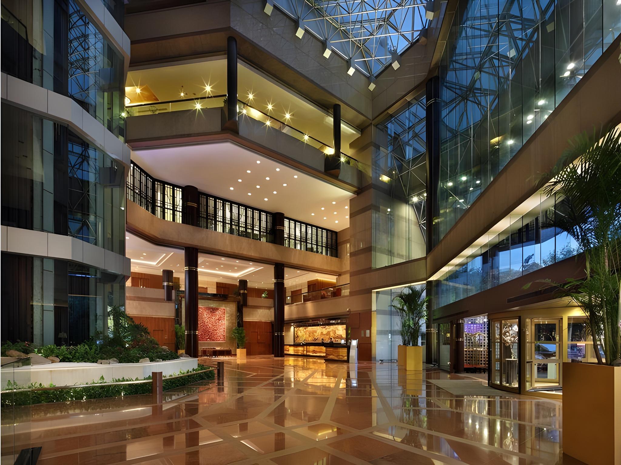 Jin Jiang Tower Hotel
