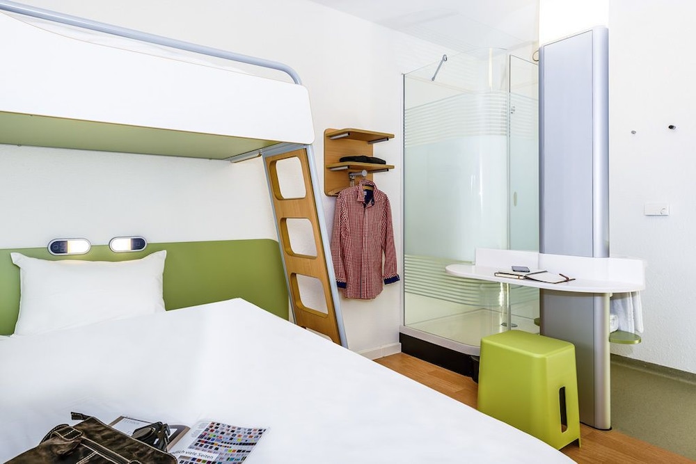 Ibis Budget Bordeaux Aeroport 16/47