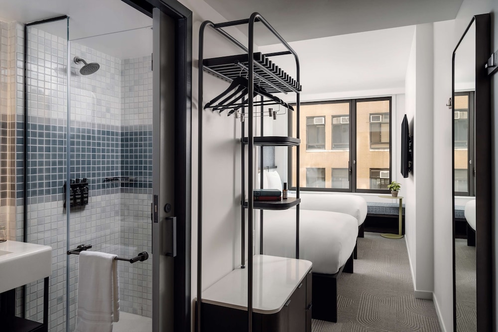 Arlo Midtown 27/47