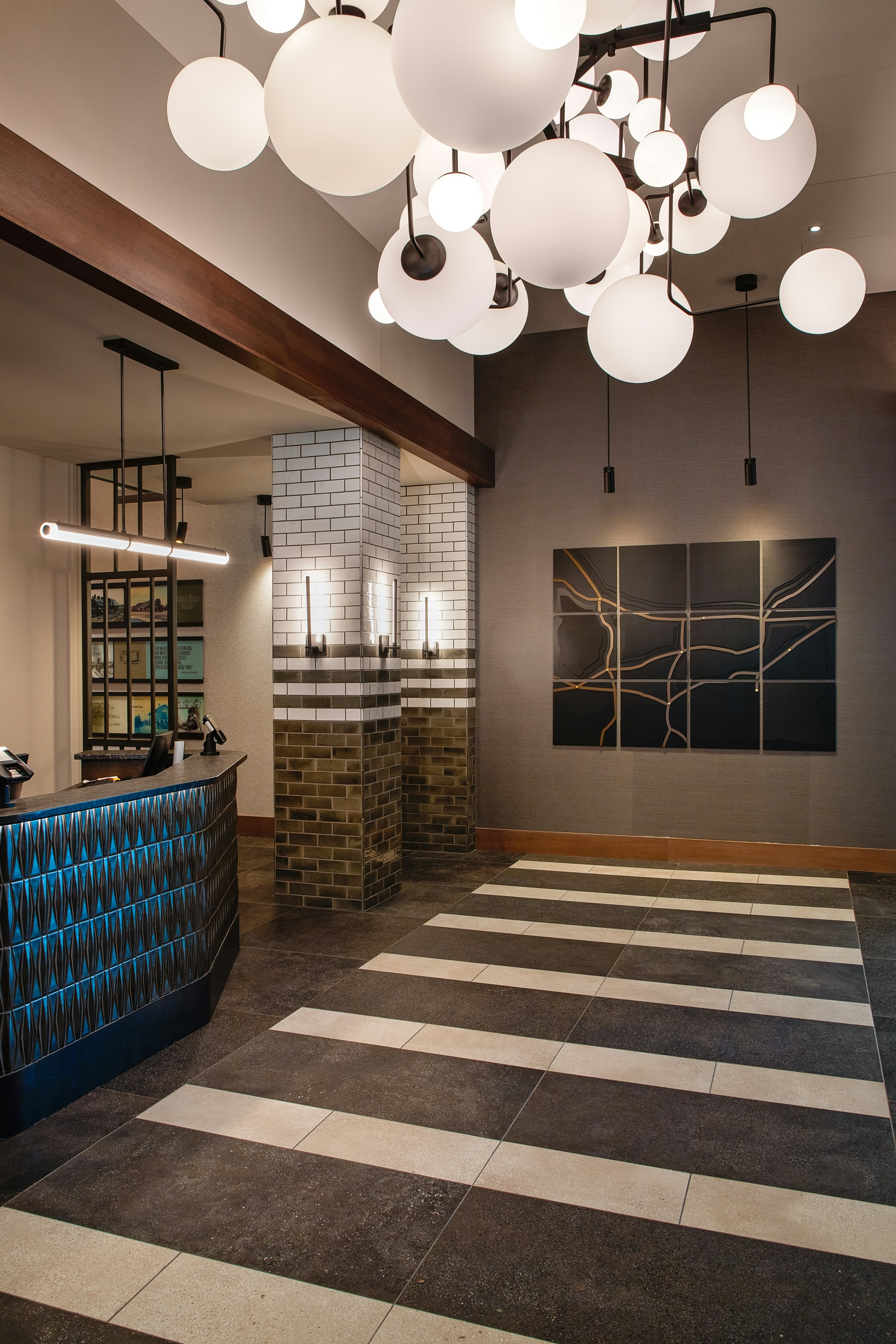 Hotel Nickel Plate Fishers, Tapestry Collection by Hilton 14/41