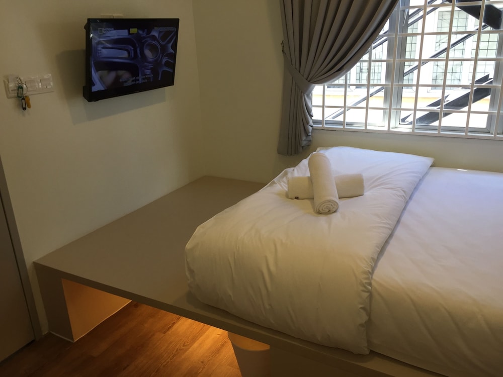 Hotel 57 9/41