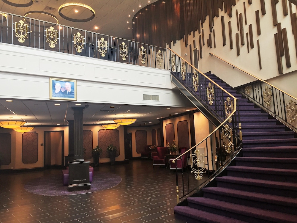 Royal Regency Hotel 2/26