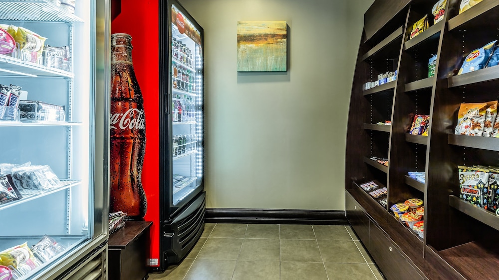 Staybridge Suites Laredo International Airport 42/42