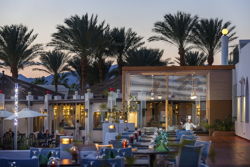 Reef Oasis Beach Resort photo3