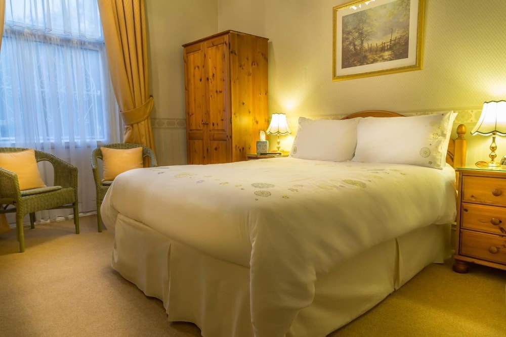 Balincourt Guest House 6/38