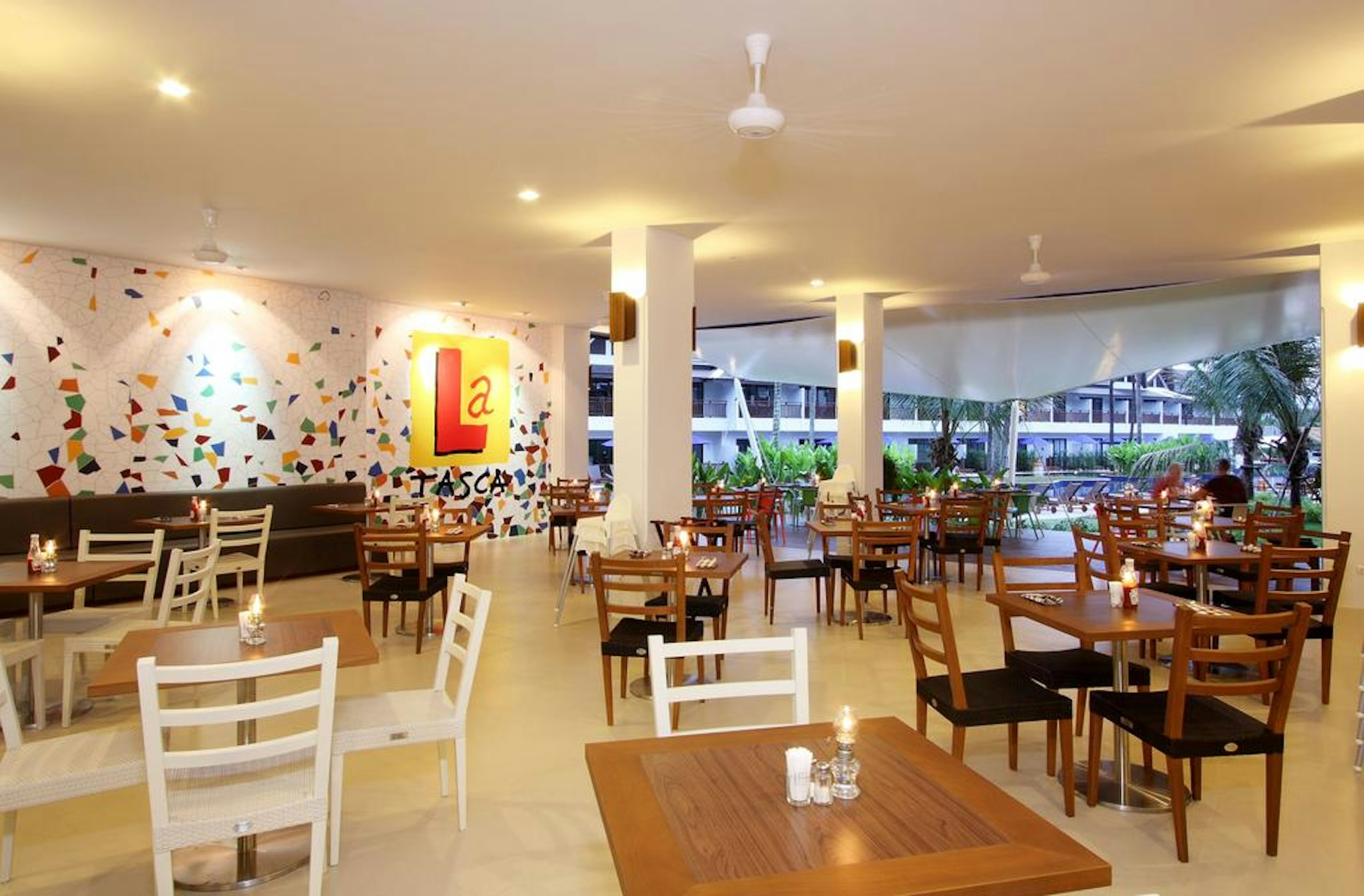 Sunwing Kamala Beach 43/56
