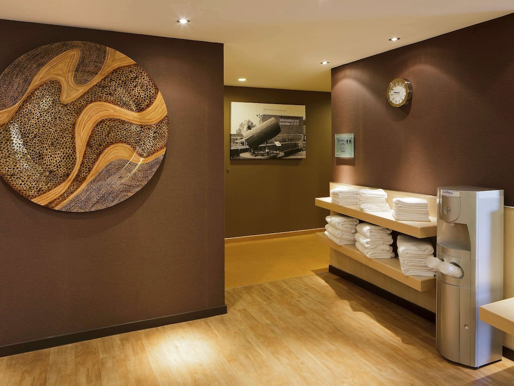 NOVOTEL LONDON GREENWICH 37/65