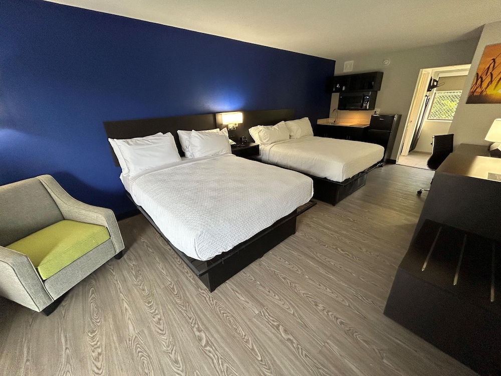 SureStay Studio by Best Western Rowland 15/41