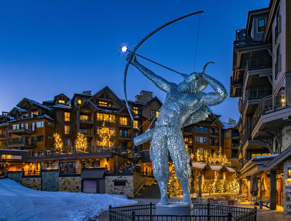 The Grand Colorado on Peak 8 28/37