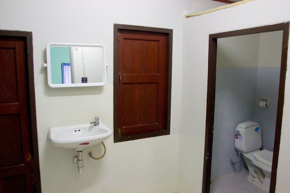 Sichang Shine Khao Resort 54/54
