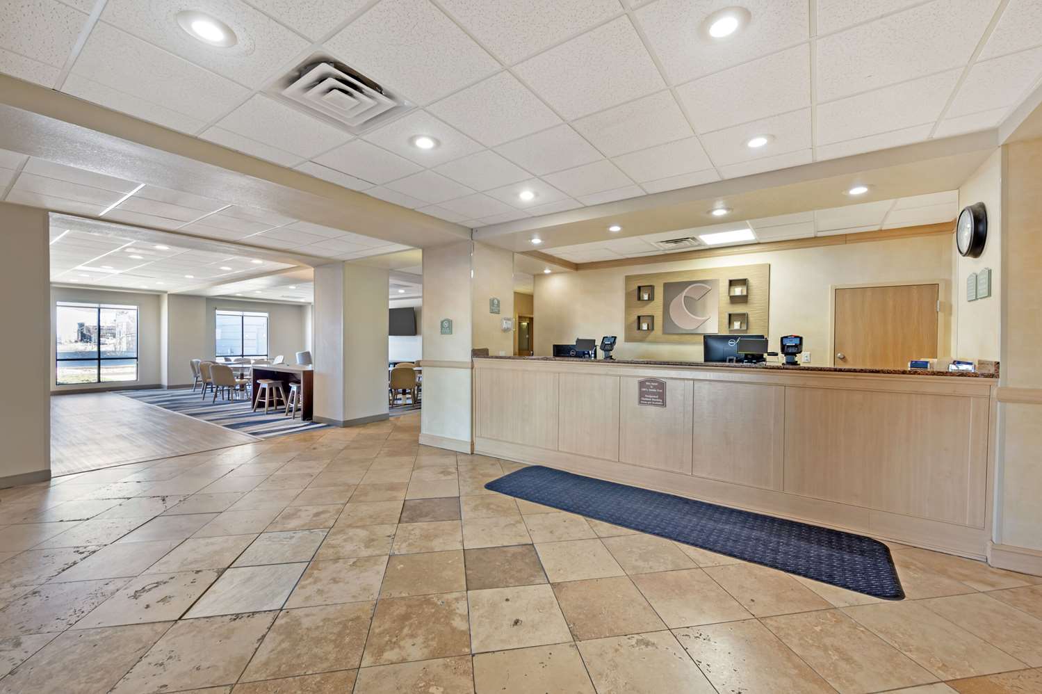 Comfort Inn & Suites Rawlins WY 7/48