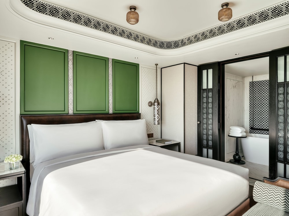 1 Bedroom, Suite, Double Bed, Mountain View, InterContinental Chiang Mai Mae Ping an IHG Hotel 2/4