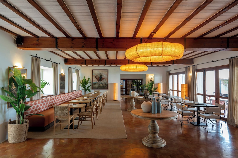 Parador De Mazagon 31/50