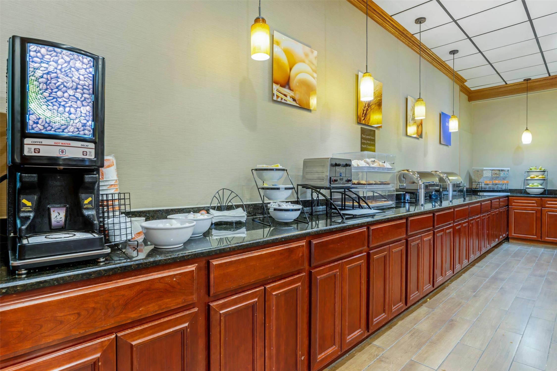 Comfort Inn & Suites Triadelphia - Wheeling 38/38
