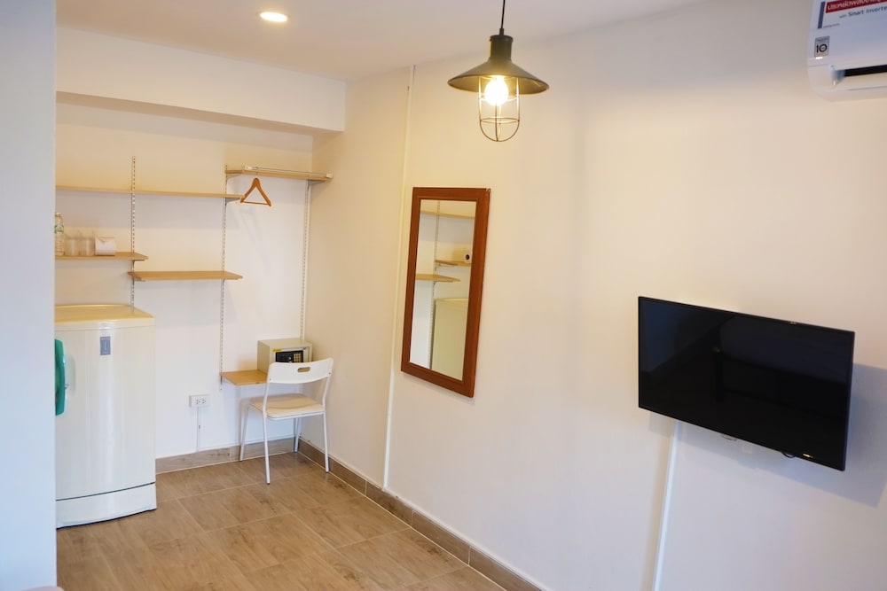 myPatong Social Hostel 23/50